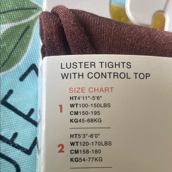 HUE Brown and Red Tights Comfortable and Stylish Size 1 - Picture 3 of 3